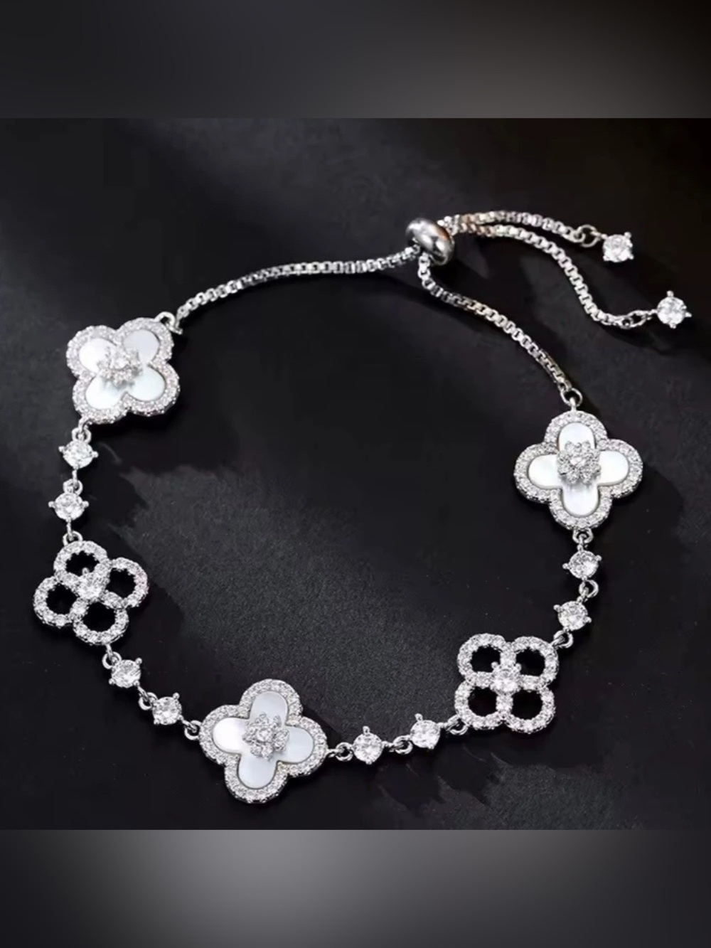 Floral Statement bracelet in White & Silver